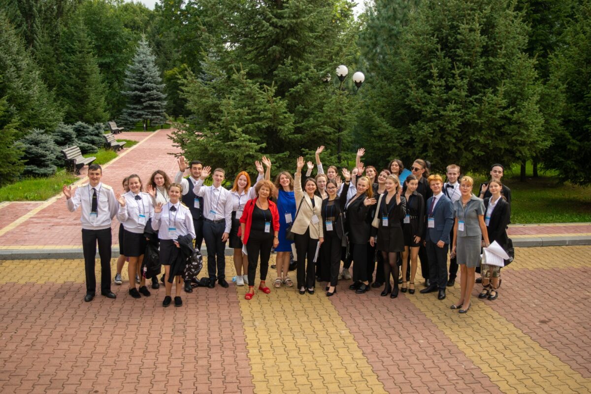 08.09.2023 г. Музыкально-литературная композиция, посвящённая 100-летию со дня рождения поэта Расула Гамзатова «В горах моё сердце»