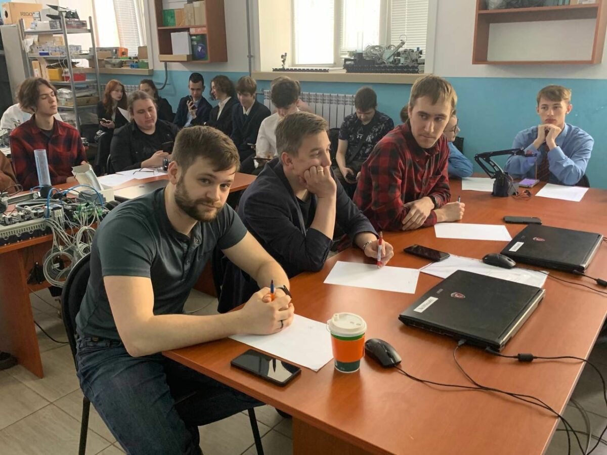 🤪🤔🌪 «Шаг в науку» — достойное завершение программы «Сириус Лето: Начни свой проект»